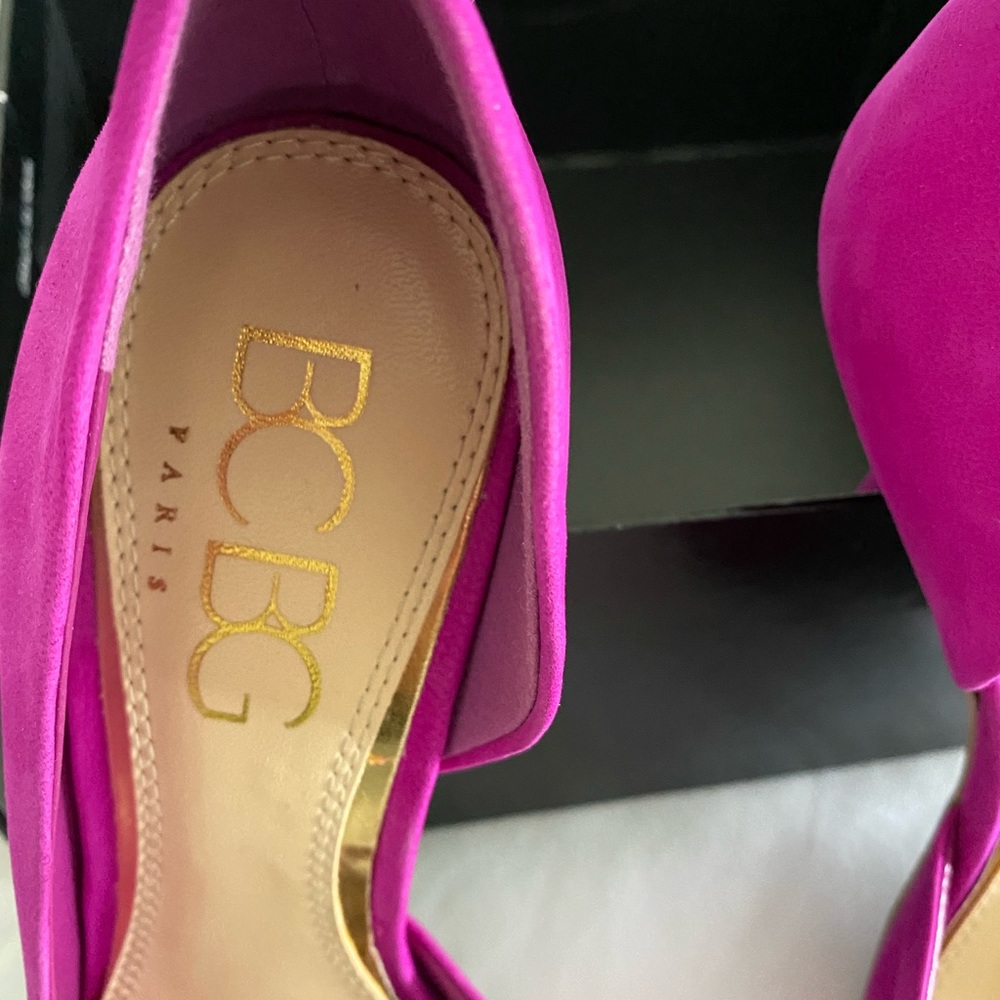 🔥SALE 🔥

• BCBG - Twilight Magenta Jaze Pumps - 7M - Picture 3 of 13
